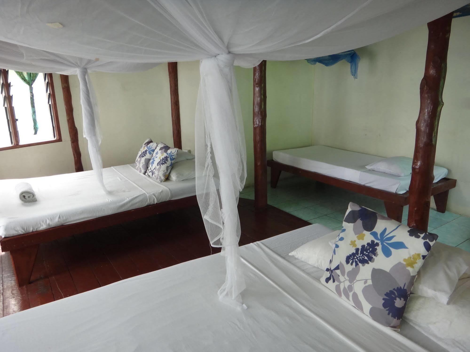 Vaimoana Seaside Lodge Savai'i Island Bagian luar foto